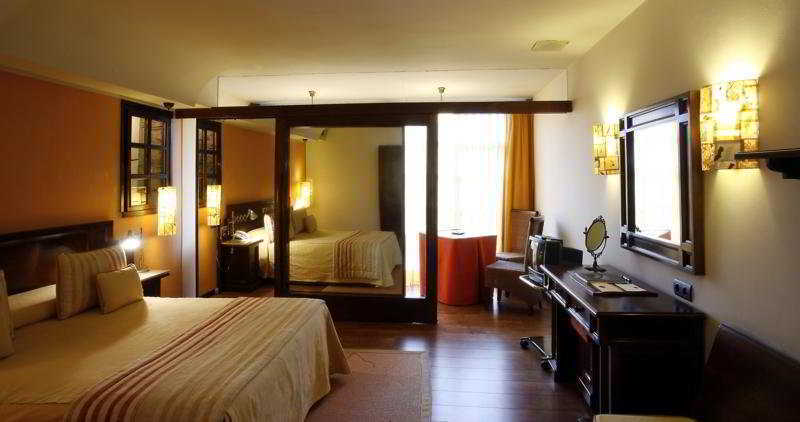La Rectoral Hotel ตารามุนดี ภายนอก รูปภาพ